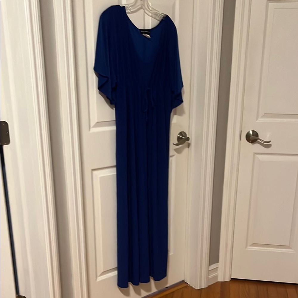NWOT Star Vixen Elegant Blue Maxi Dress. Size XL.